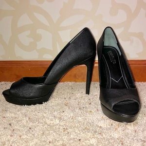 Black PeepToe Heels Pumps